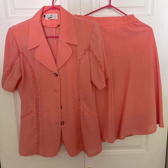 Dresses & Skirts - Vintage Cute Peach Two Piece Dress Set